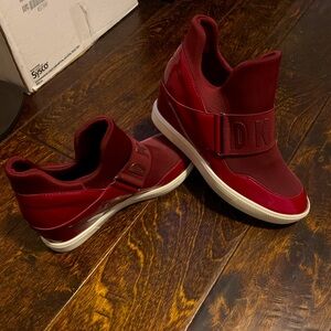 NWOT DKNY shoes